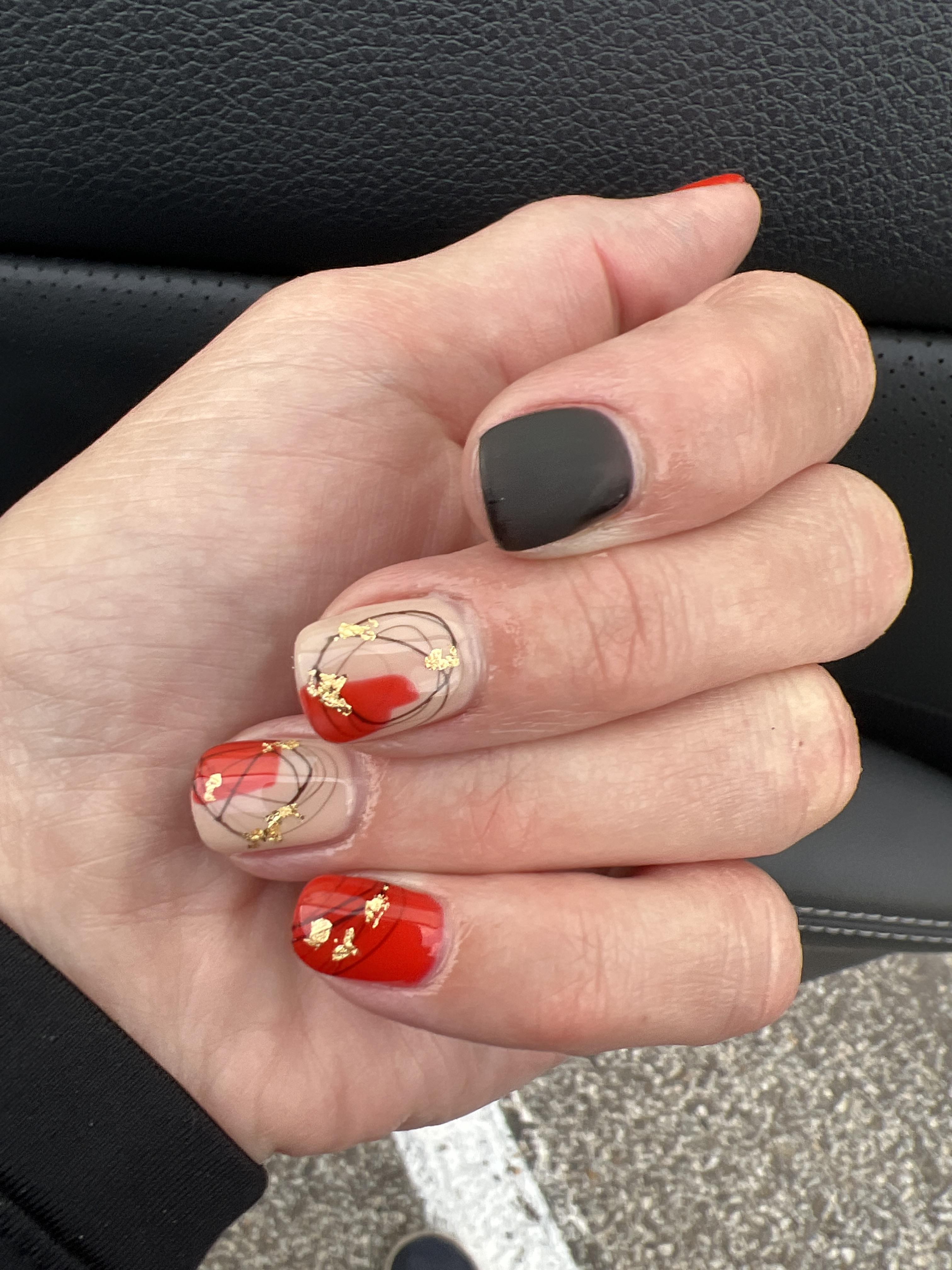 Raw Vanity Nail Bar In Brunswick OH | Vagaro